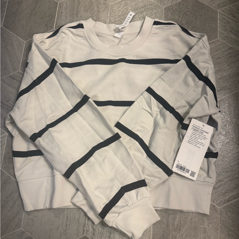 Lululemon Perfectly Oversized Cropped Crew